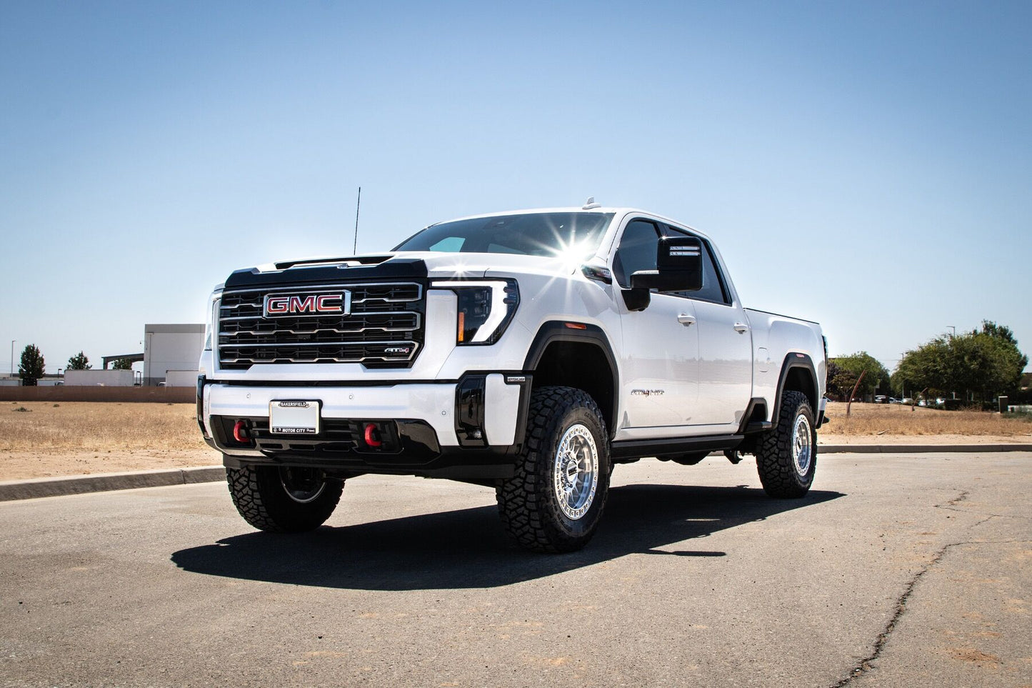 Cognito 3-Inch Elite Leveling Kit w/ King 2.5 Reservoir Shocks – Silverado/Sierra 2500/3500 (2020–2025, 2WD/4WD)