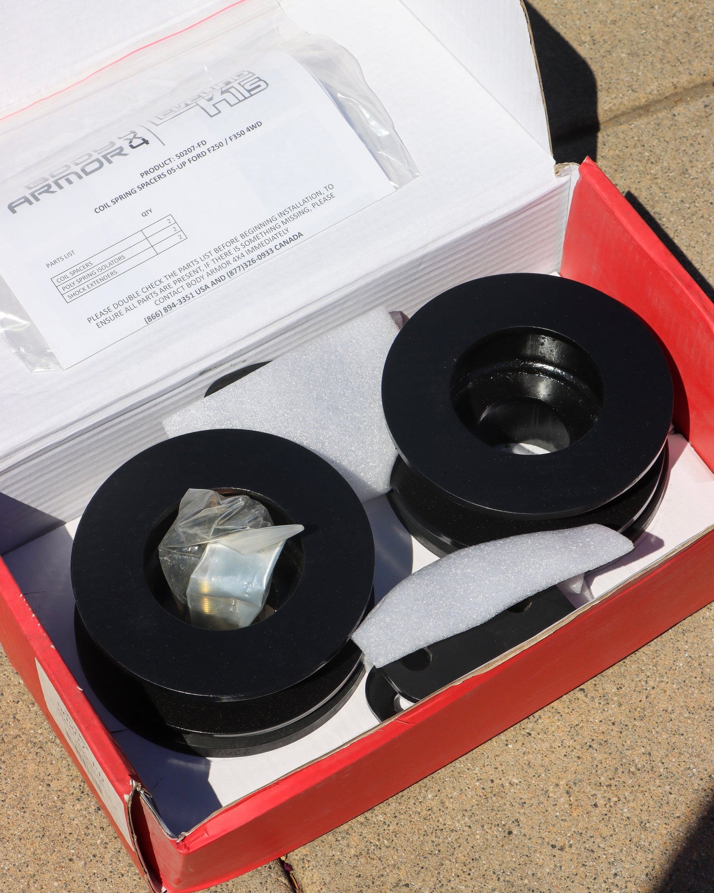 Leveling Kit in The box with hardware also inside.