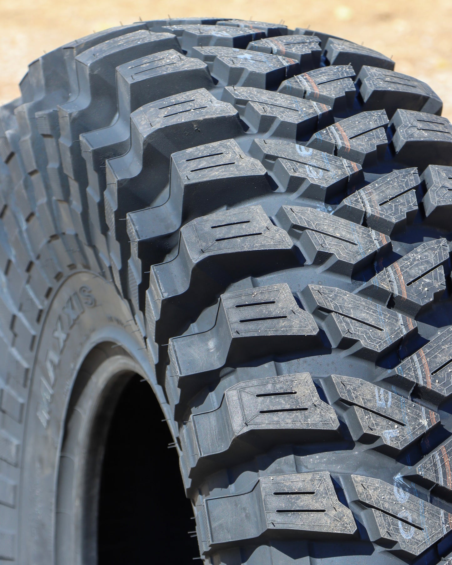 Maxxis trepador.