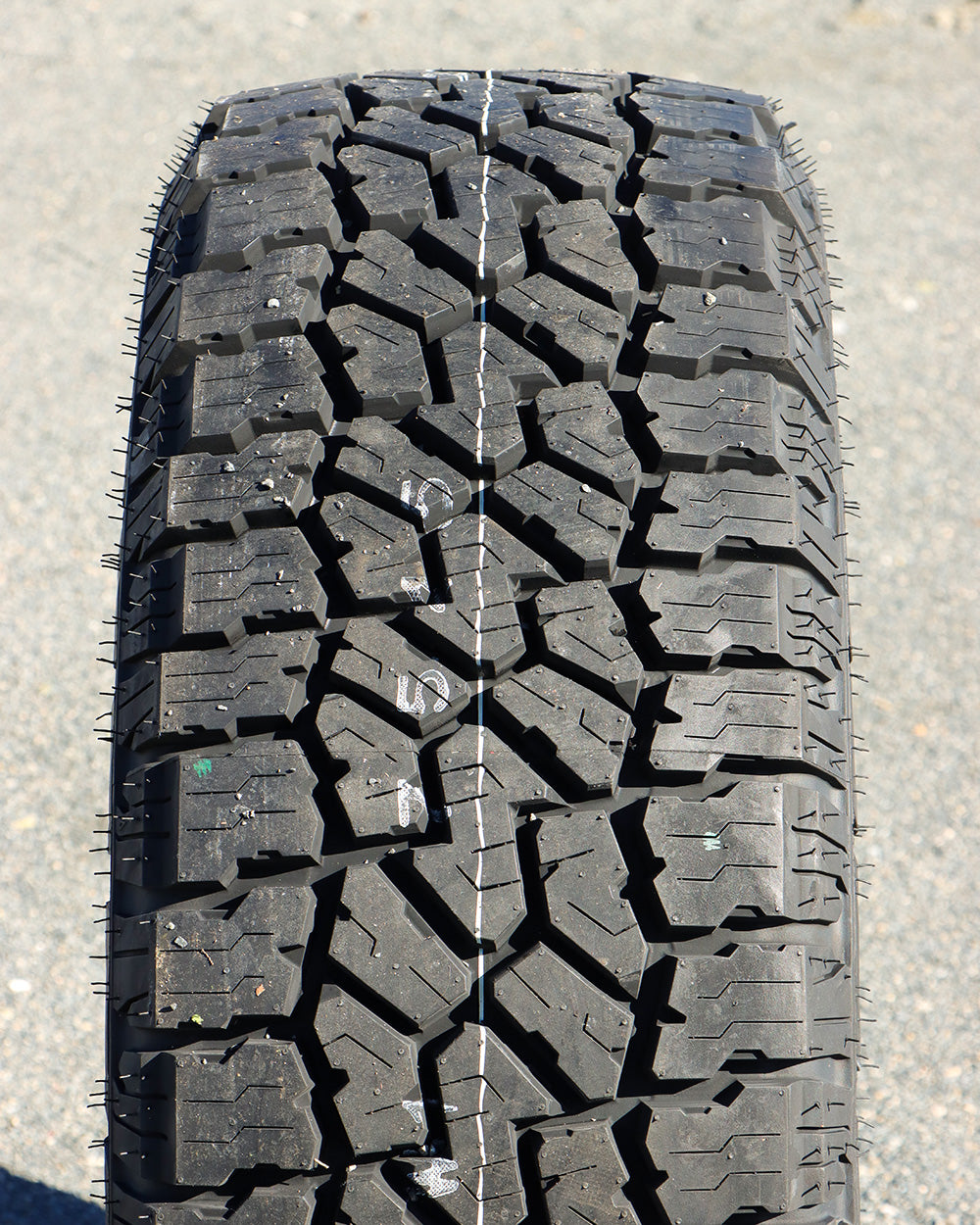 Falken Wildpeak A/T4W – Agressive All-Terrain Tire