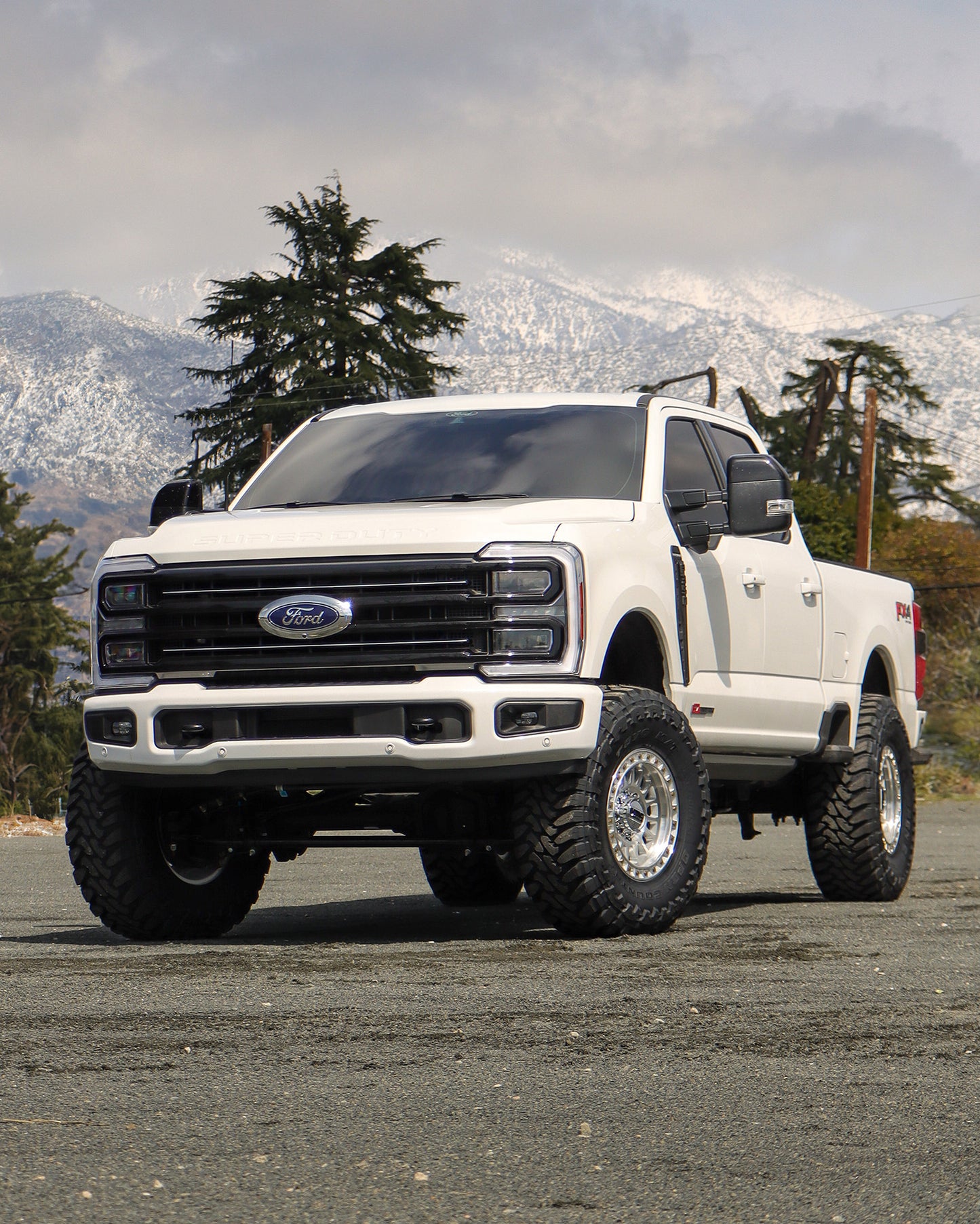 Toyo Open Country M/T – Extreme Mud Terrain Tire