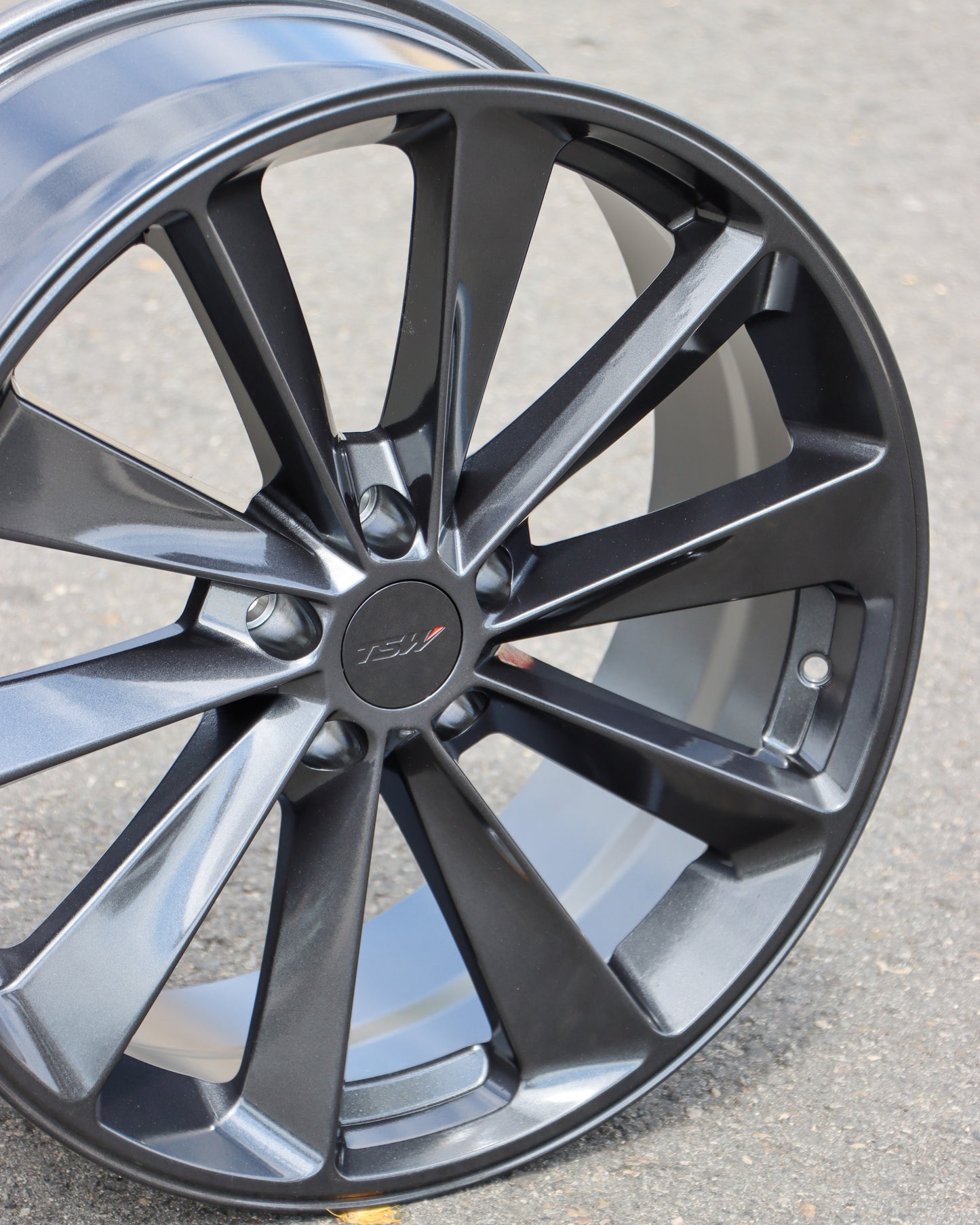 topside view of the TSW Aileron Wheel in a Gunmetal gray finish.