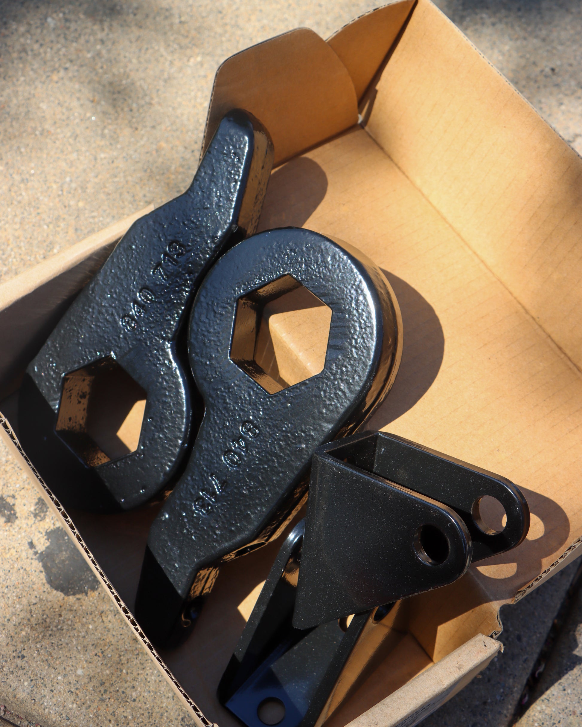 Torsion Key leveling kit in the box with the lid open.